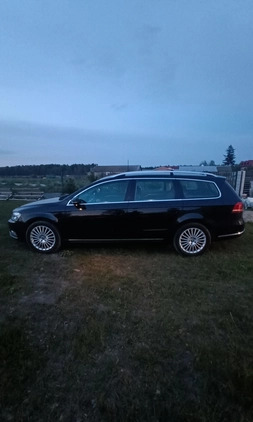 Volkswagen Passat cena 36900 przebieg: 271000, rok produkcji 2014 z Gdańsk małe 16